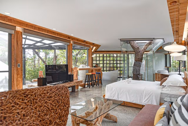 Elite Villa, 1 King Bed, Hot Tub