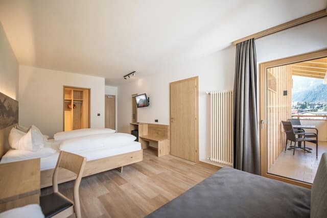 Premium Double or Twin Room, 1 Bedroom, Mountain View