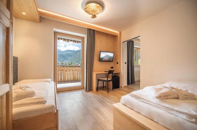 Classic Quadruple Room, Multiple Beds, Mountain View