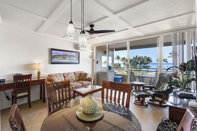 Condo, 1 King Bed with Sofa bed, Balcony, Ocean View (Kamaole Beach Royale 405)