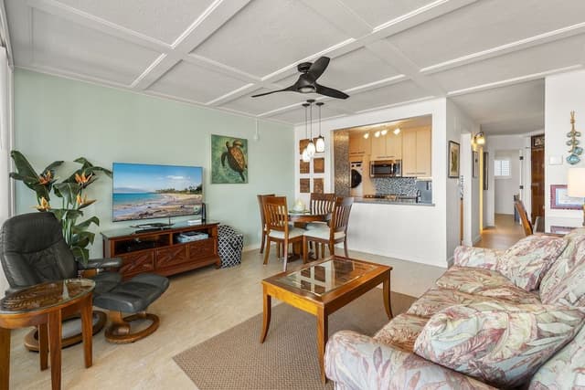 Condo, 1 King Bed with Sofa bed, Balcony, Ocean View (Kamaole Beach Royale 405)