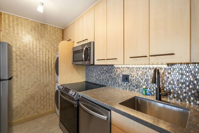 Condo, 1 King Bed with Sofa bed, Balcony, Ocean View (Kamaole Beach Royale 405)