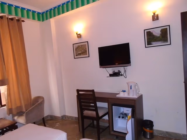 Deluxe Double Room, 1 Double Bed, Non Smoking, City View