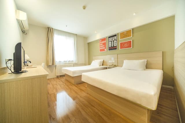 Huazhu - Family Room