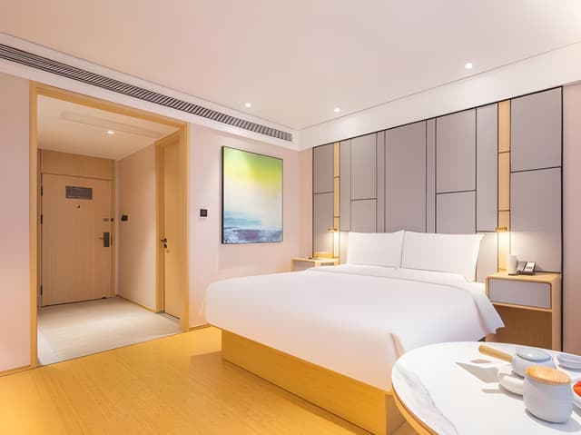 Superior Memory Foam Queen Room