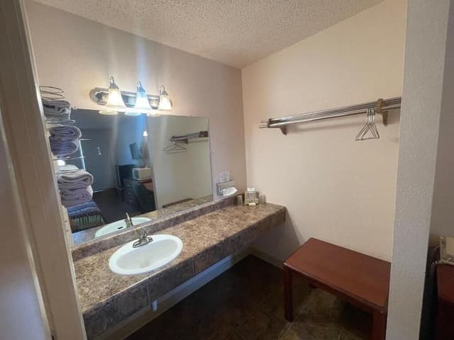 Standard Room, 1 Queen Bed, Non Smoking