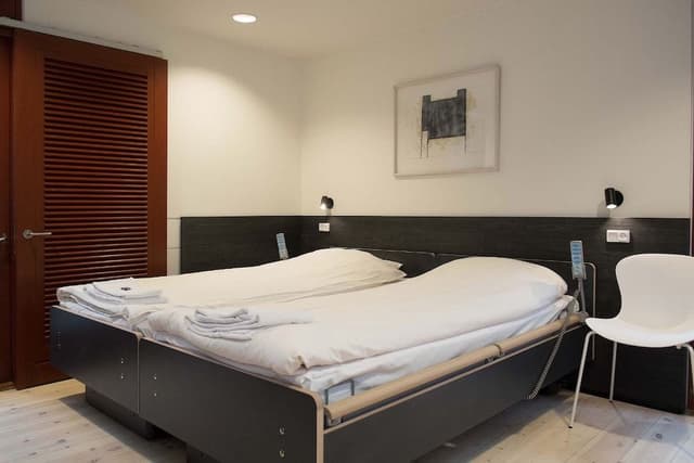 House, 2 Bedrooms, Terrace (Linen Excluded)