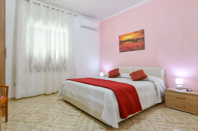 Comfort Townhome, Non Smoking, Garden View