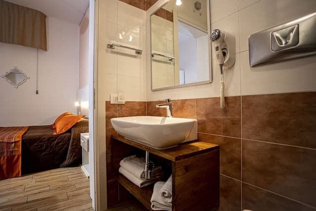 Standard Double or Twin Room, 1 Bedroom, Private Bathroom