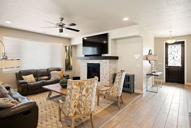 House, 4 Bedrooms