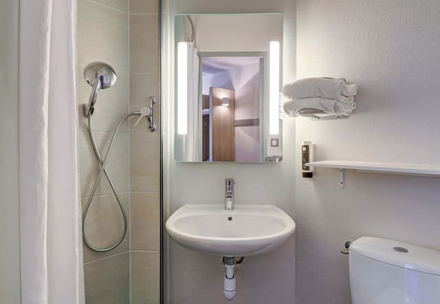 Standard Twin Room, Non Smoking