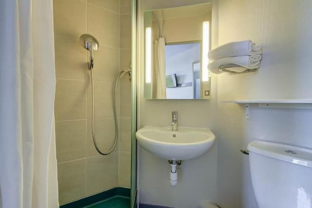 Double Room - Non-Smoking