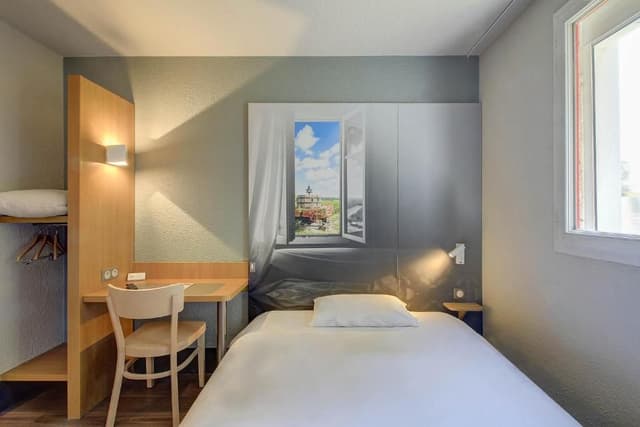 Double Room - Non-Smoking