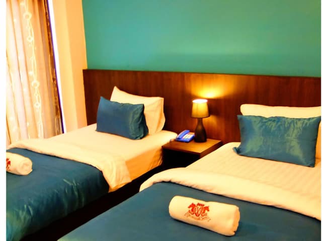 Standard Twin Bed