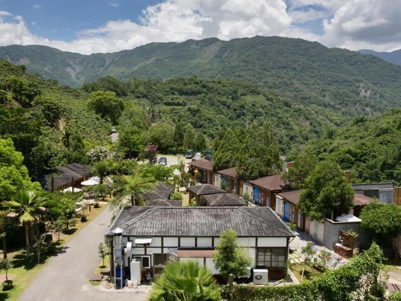 การ์เดน รีสอร์ต ฮอตสปริง (Garden Resort Hot Spring)0