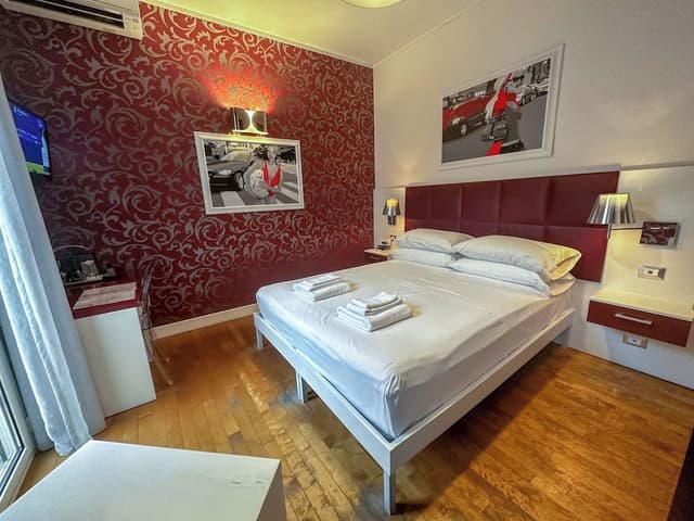Classic Double or Twin Room, Balcony (Pettirosso)