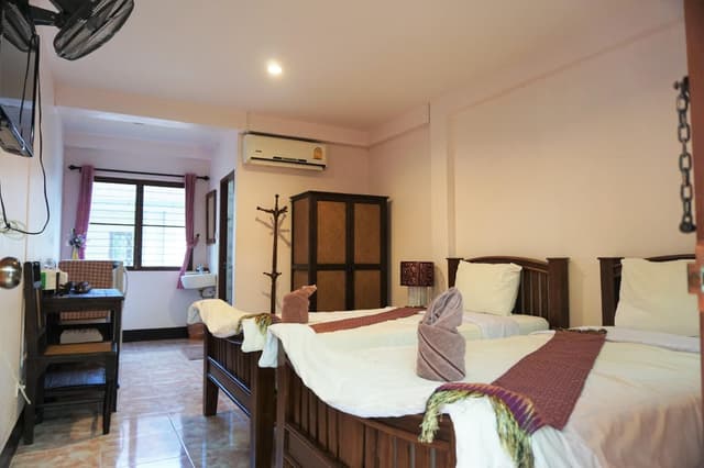 Twin Room with Air Conditioning