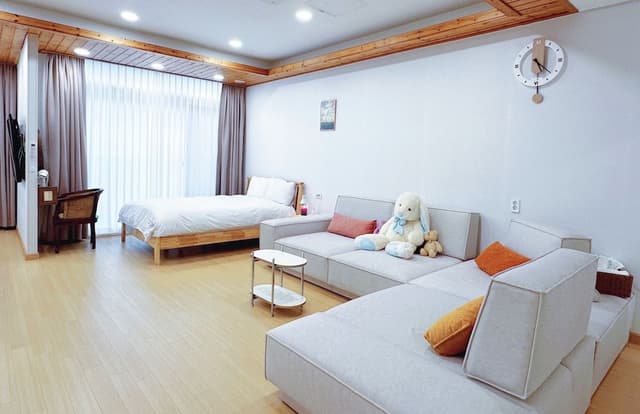 Pine One Suite