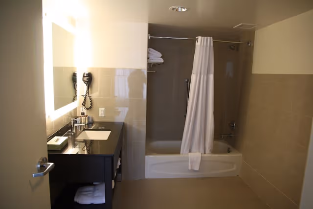 Room, 2 Queen Beds