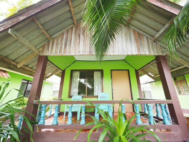 Standard Triple Bungalow Fan