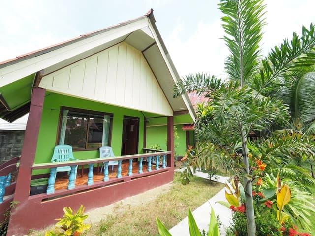 Standard Triple Bungalow Fan