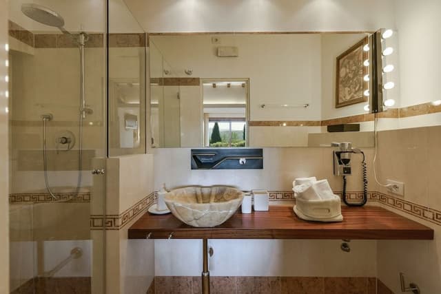 Luxury Villa, 5 Bedrooms, Private Pool, Hill View