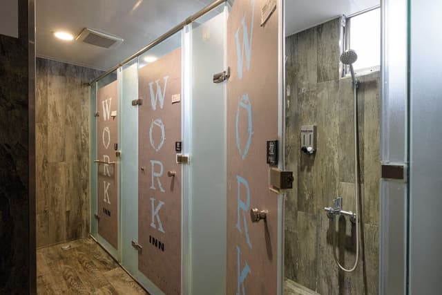 Basic Shared Dormitory, Men only
