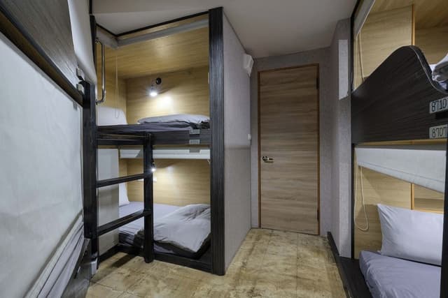 Basic Shared Dormitory, Women only