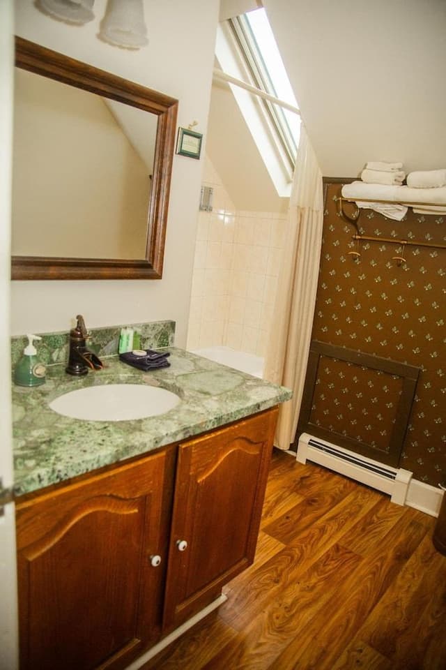 Honeymoon Double Room, 1 King Bed, Balcony