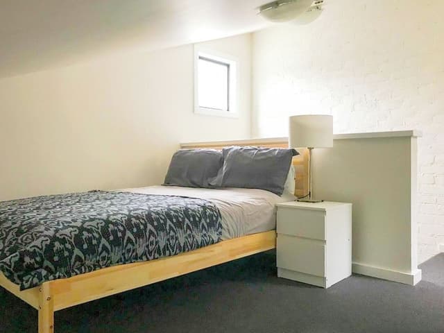 Deluxe 3 Bedroom Loft-Style Lodge