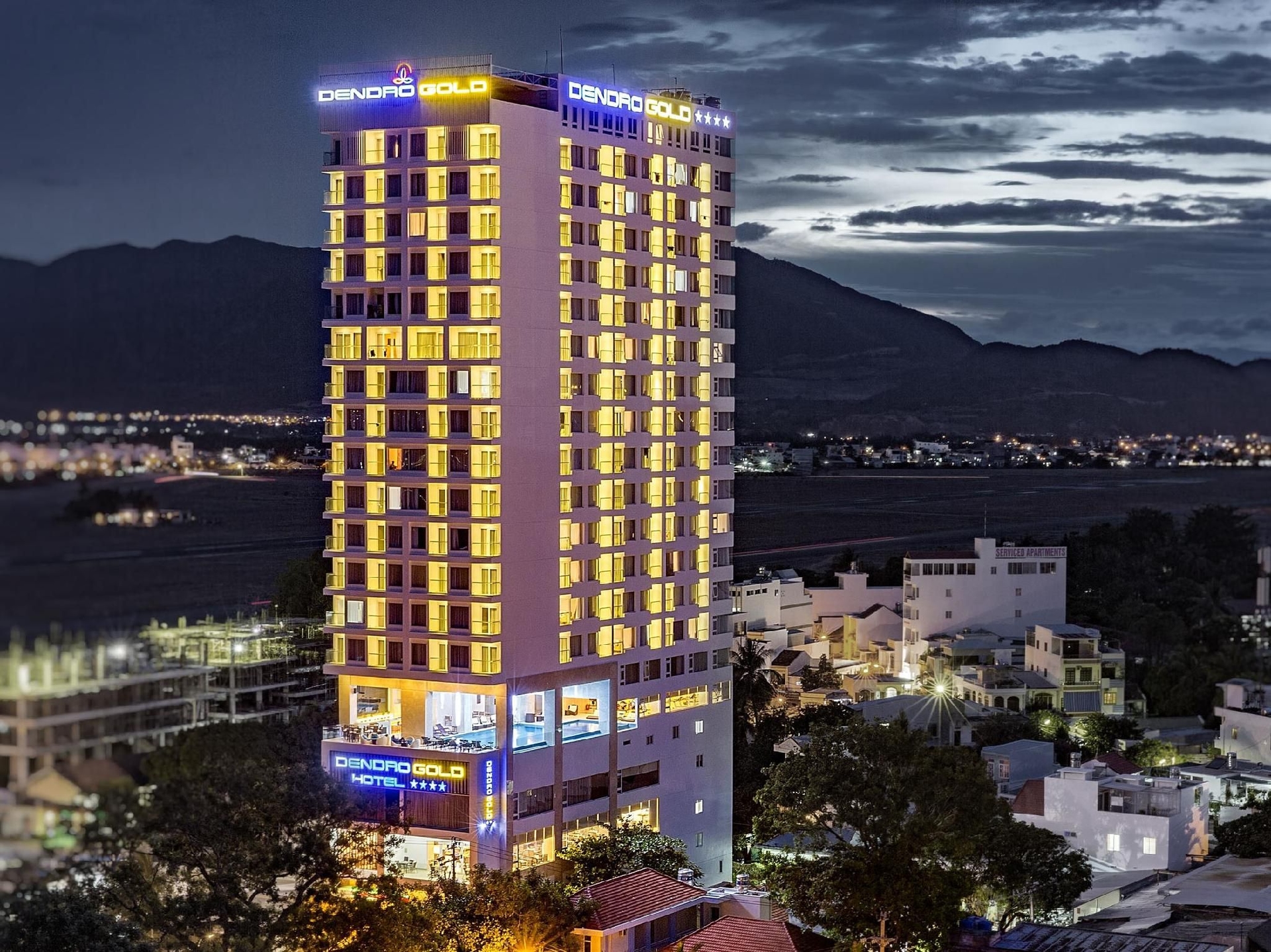 เดนโดร โกลด์ โฮเต็ล (Dendro Gold Hotel)0