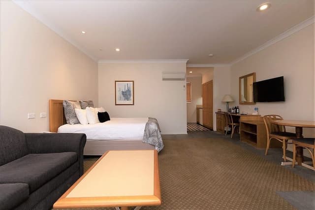 Federation Room with Spa Bath