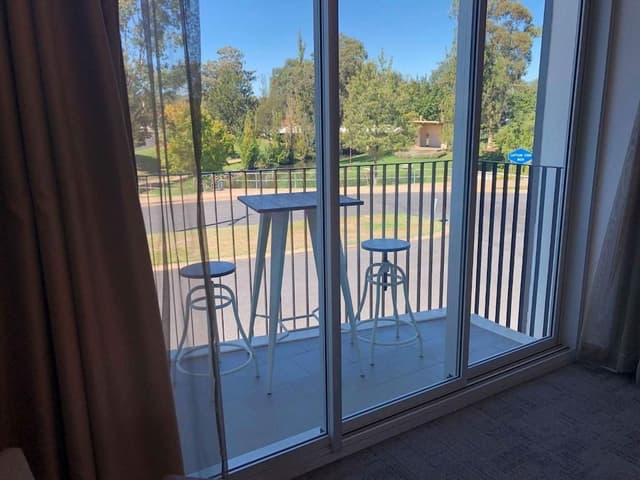 Superior Room, 1 King Bed, Balcony