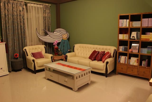 Happy Room, 1 Double, 1 Single