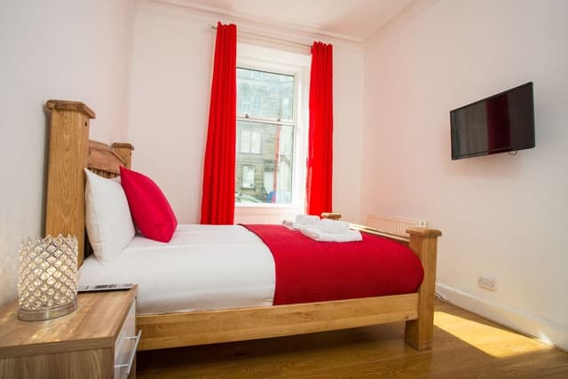 Family Apartment, 3 Bedrooms, Accessible