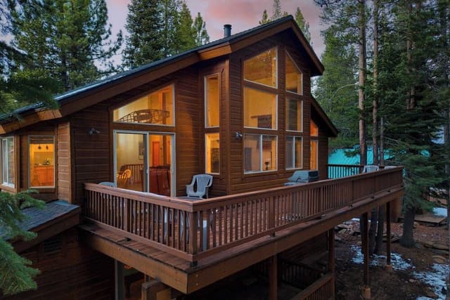House (4 Bedrooms)