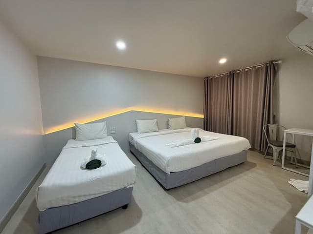 Superior Triple Room, Non Smoking, Ensuite