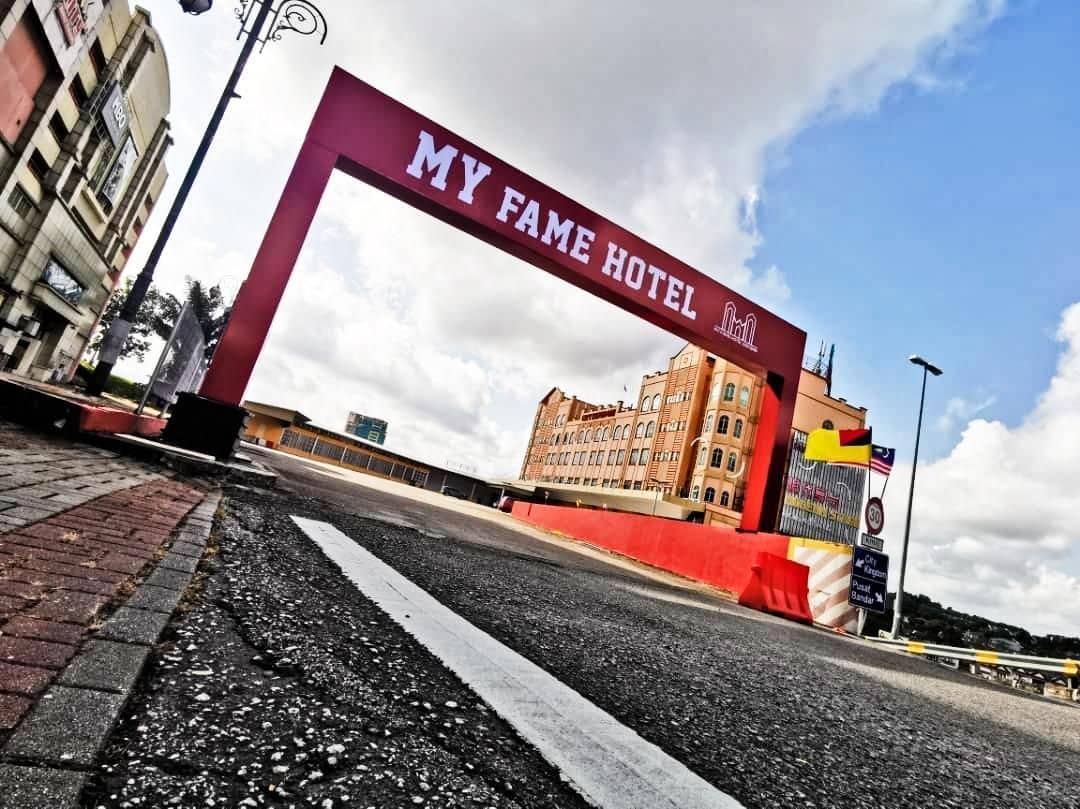 MY FAME HOTEL MY FAME HOTEL