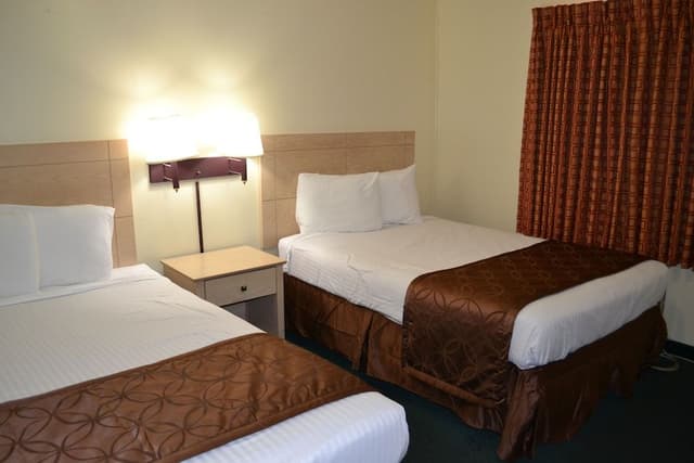 Double Room, 2 Double Beds