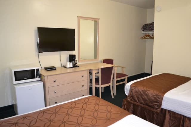 Double Room, 2 Double Beds