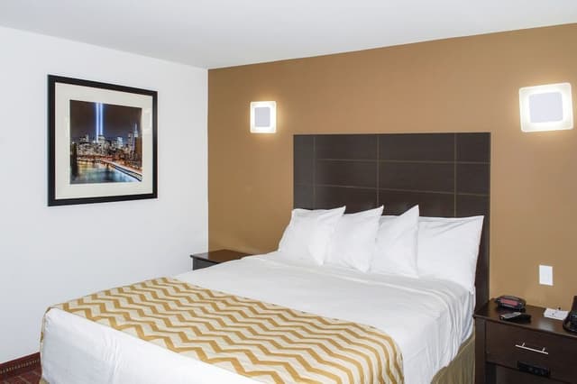 Room, 1 Queen Bed, Non Smoking