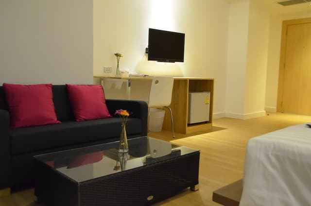 Deluxe Room, Balcony