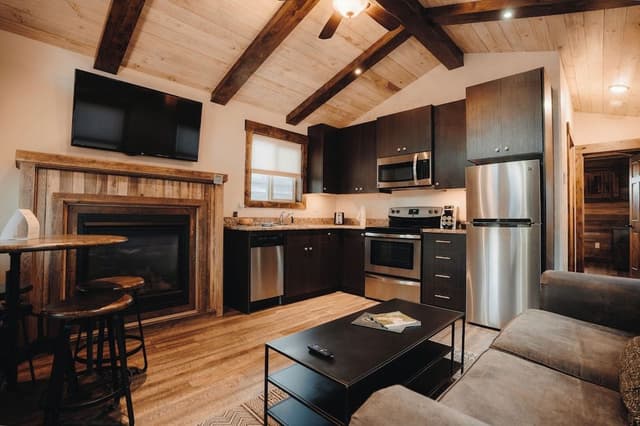 Grand Teton Queen Cabin