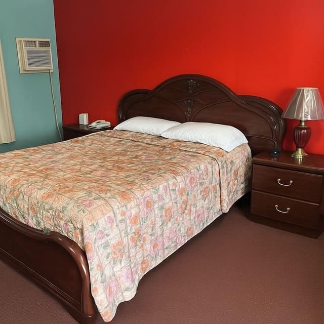 Standard Room, 1 Queen Bed, Non Smoking