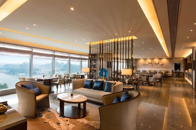 Executive Room, Club Lounge Access, Lake View