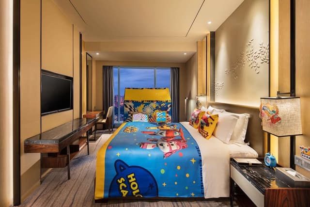 KING PREMIER ONE BEDROOM SUITE -LOUNGE ACCESS
