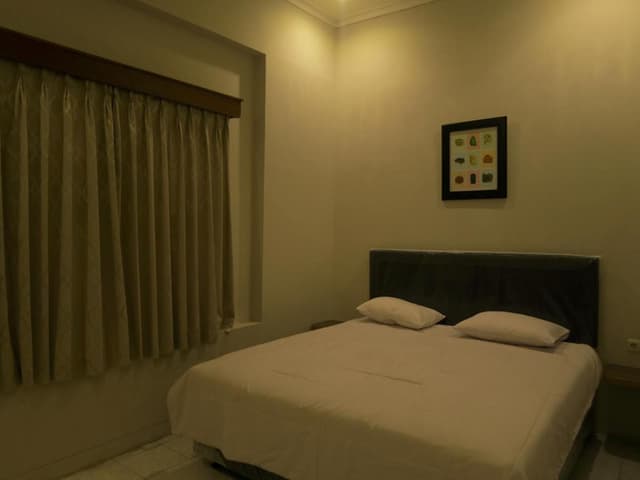 Executive Room