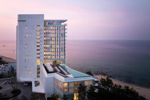 SEAMARQ HOTEL0