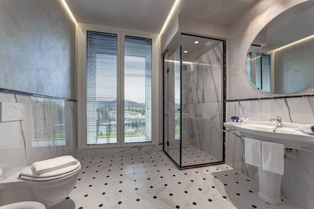 Premier Room