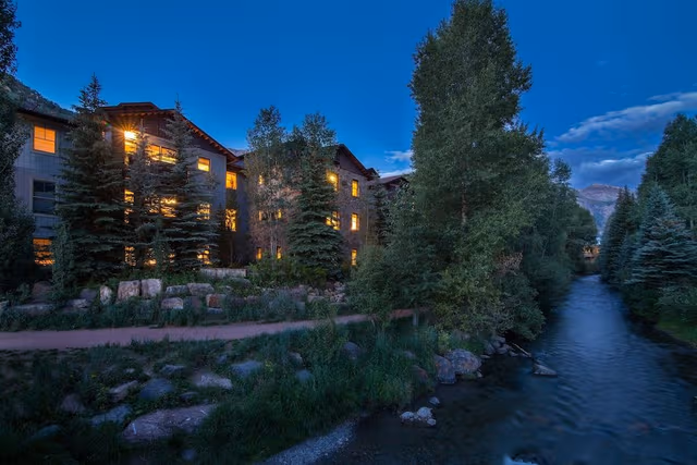 Condo, 3 Bedrooms